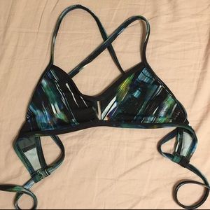 JOLYN bikini top!